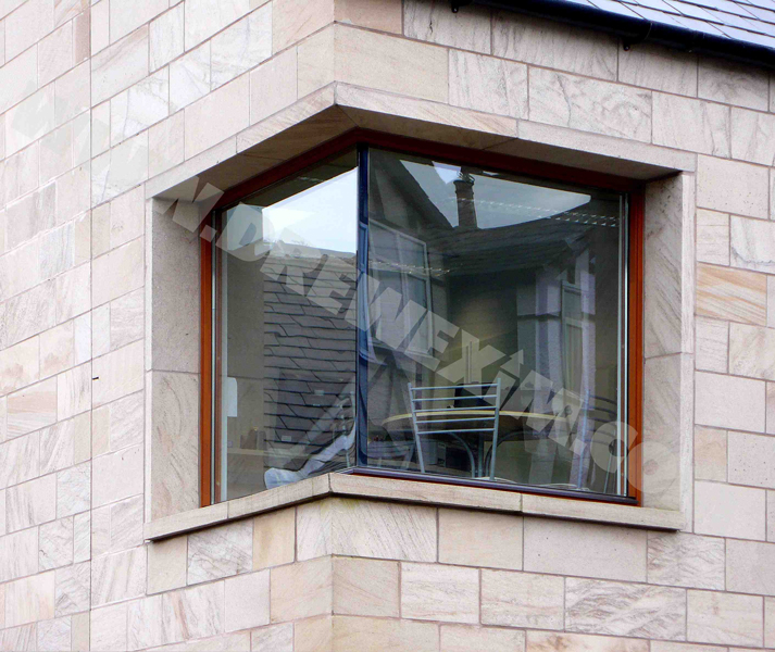 Угловые окна в частный дом фото