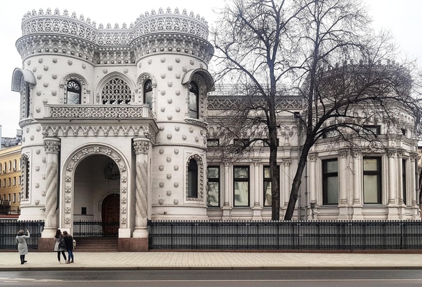 Самое красивое здание в россии фото