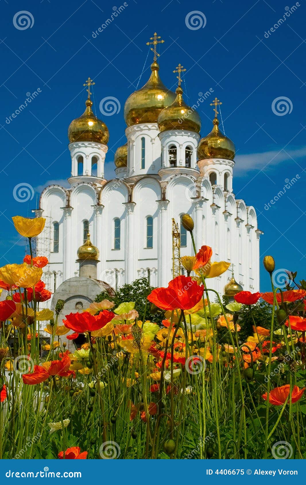 храмы россии летом