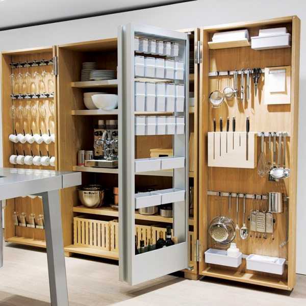 Кухонный шкаф для продуктов